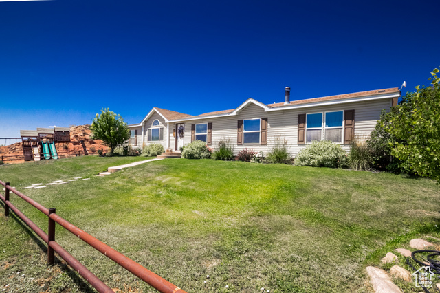 Photo 3 for MLS #2098208 at 5375 N Canal Rd