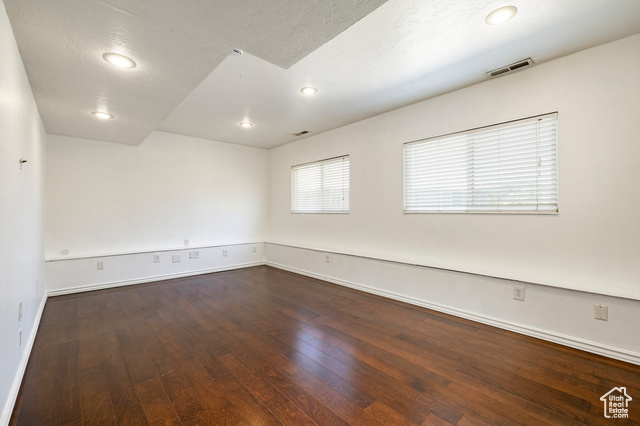Photo 19 for MLS #2098216 at 902 W 4200 South