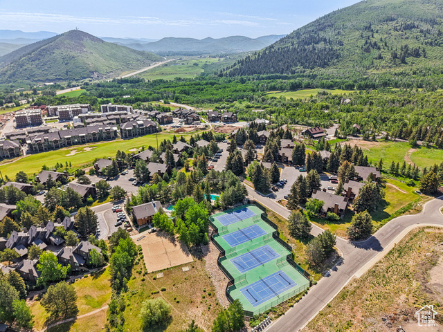 Photo 33 for MLS #2098229 at 2025 Canyons Resort Dr #I1