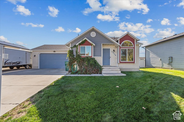 3820 FOXGLEN DR, Roy UT 84067