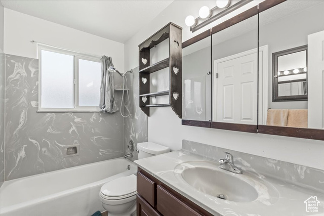 Photo 15 for MLS #2098252 at 3820 Foxglen Dr