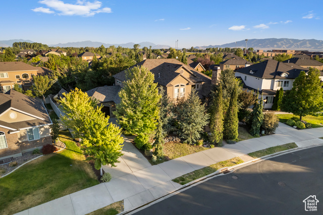 Photo 46 for MLS #2098286 at 292 E Clubview Ln
