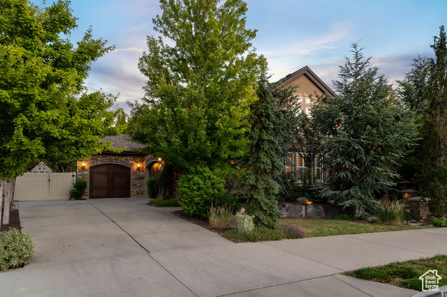 Photo 41 for MLS #2098286 at 292 E Clubview Ln