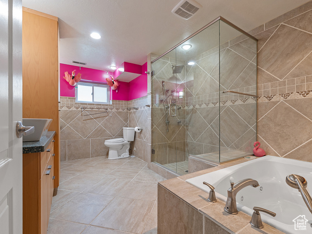Photo 32 for MLS #2098287 at 4525 S Taylor Ave