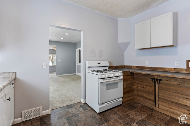 Photo 10 for MLS #2098288 at 2030 Jackson Ave