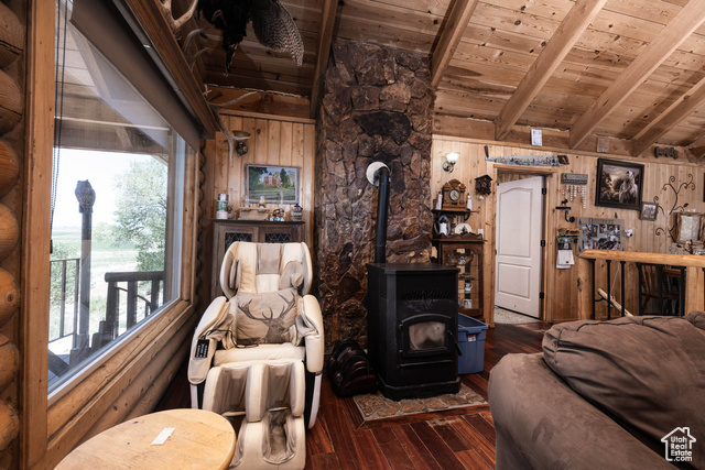 Photo 14 for MLS #2098296 at 440 N Quarry Rd
