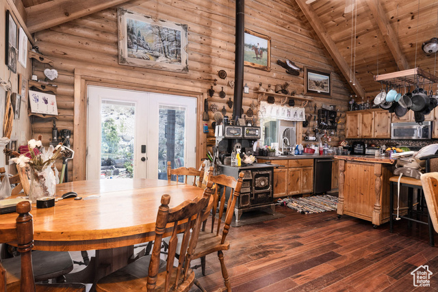 Photo 7 for MLS #2098296 at 440 N Quarry Rd