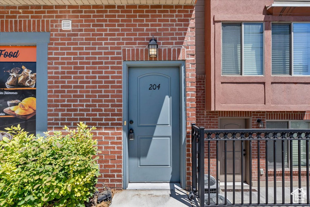 Photo 3 for MLS #2098305 at 491 S Freedom Blvd #104204