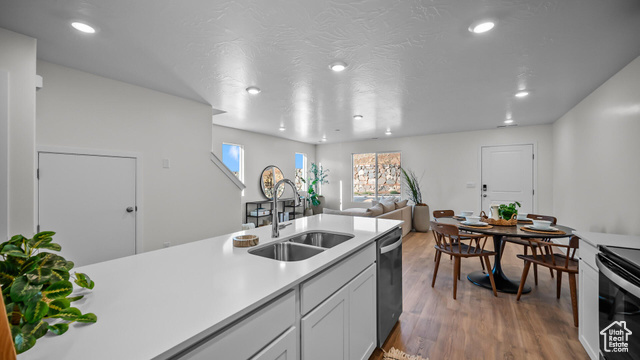 Photo 13 for MLS #2098336 at 1739 S Wahweap Way #2391