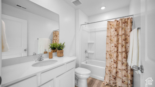 Photo 18 for MLS #2098336 at 1739 S Wahweap Way #2391