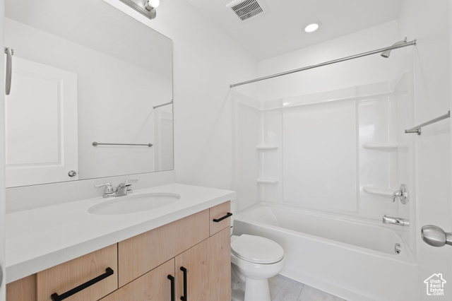 Photo 32 for MLS #2098360 at 6807 W Pine Trail Ln #304