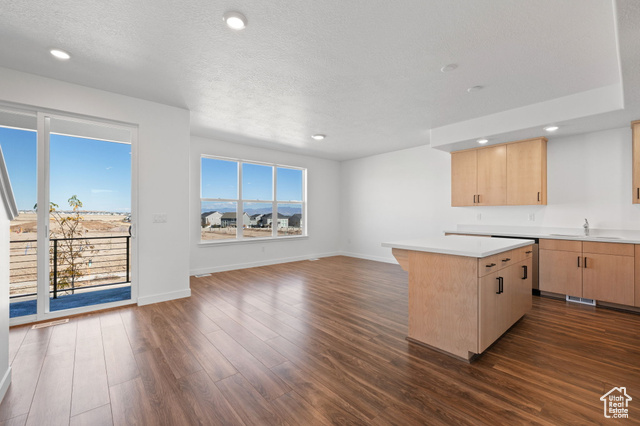Photo 10 for MLS #2098360 at 6807 W Pine Trail Ln #304