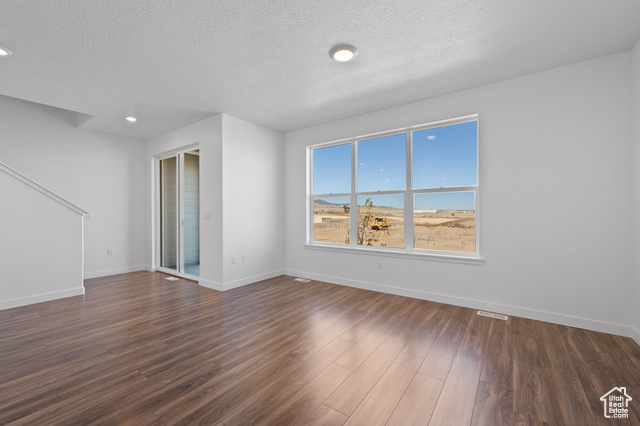 Photo 12 for MLS #2098360 at 6807 W Pine Trail Ln #304