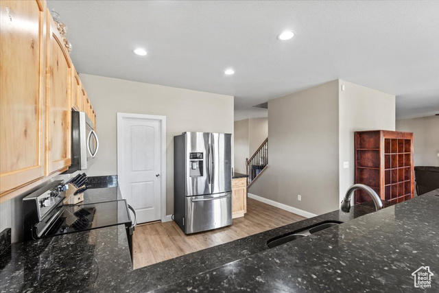 Photo 15 for MLS #2098382 at 472 S Olive Pl