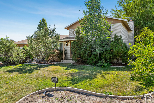 6924 S 2160 W, West Jordan UT 84084