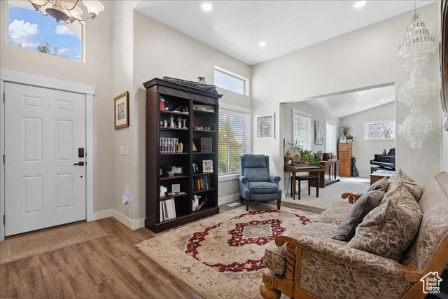 Photo 5 for MLS #2098429 at 5719 W Boulder Creek Rd