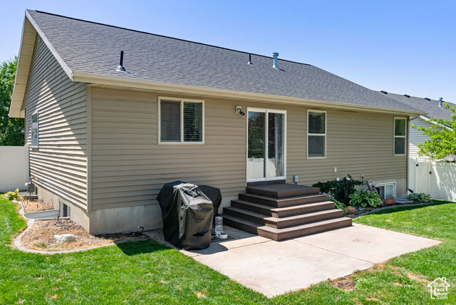 Photo 25 for MLS #2098430 at 151 E 360 North