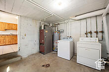 Photo 17 for MLS #2098431 at 906 E 3rd Ave