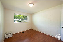 Photo 15 for MLS #2098431 at 906 E 3rd Ave