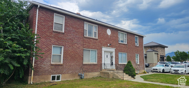 Photo 2 for MLS #2098448 at 40 W 400 North #1-6