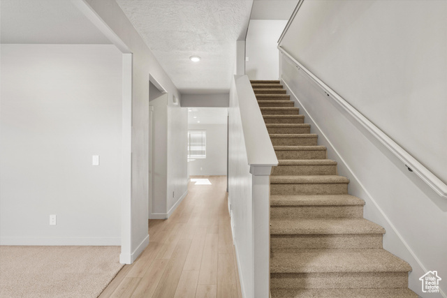 Photo 6 for MLS #2098450 at 113 W High Cheddar #0235