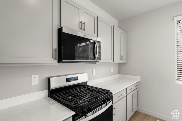 Photo 16 for MLS #2098450 at 113 W High Cheddar #0235