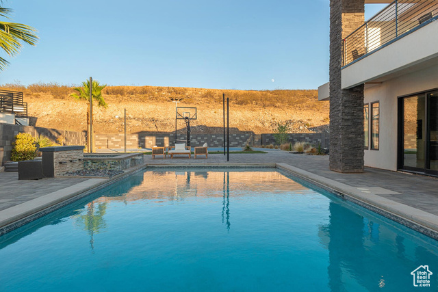 Photo 53 for MLS #2098464 at 1952 W Cedar Breaks Dr