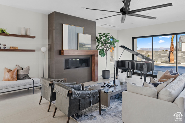 Photo 4 for MLS #2098464 at 1952 W Cedar Breaks Dr