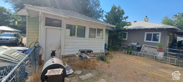 Photo 11 for MLS #2098486 at 968 S Jefferson