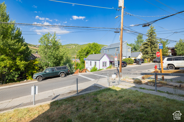 Photo 12 for MLS #2098502 at 1003 Norfolk Ave