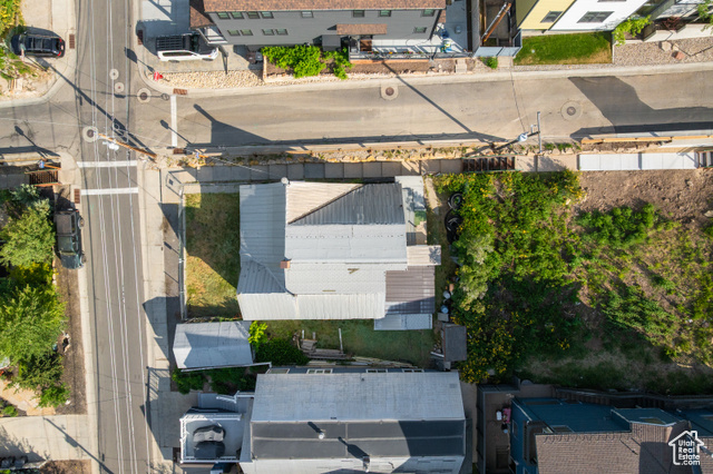 Photo 4 for MLS #2098502 at 1003 Norfolk Ave