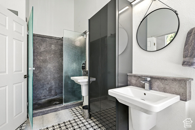 Photo 33 for MLS #2098510 at 1227 E High Valley View Cir