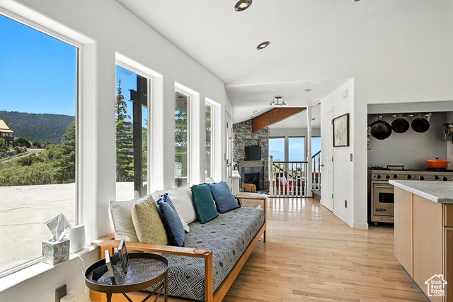 Photo 16 for MLS #2098510 at 1227 E High Valley View Cir
