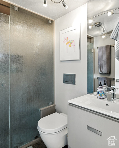 Photo 38 for MLS #2098510 at 1227 E High Valley View Cir