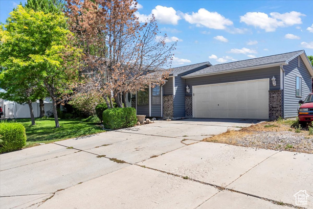 4970 S 4150 W, Roy UT 84067