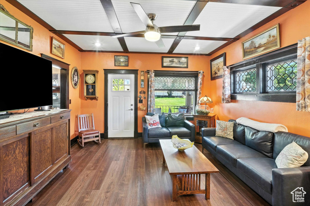 Photo 5 for MLS #2098524 at 367 W 400 North