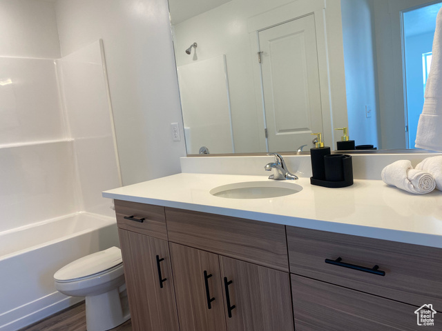 Photo 12 for MLS #2098542 at 500 W 400 South