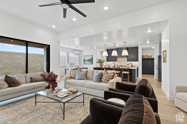 Photo 19 for MLS #2098558 at 3353 W Bonita #23