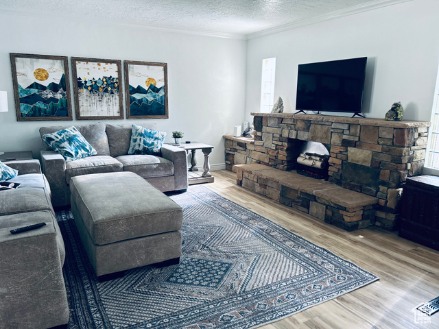Photo 9 for MLS #2098567 at 2537 S Taylor Ave