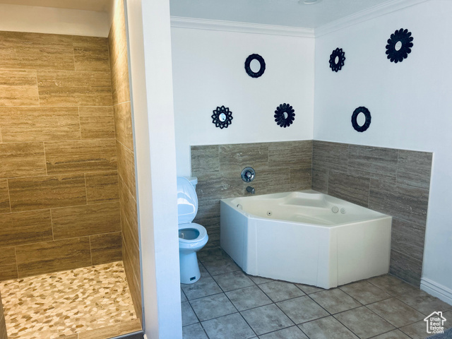 Photo 12 for MLS #2098567 at 2537 S Taylor Ave