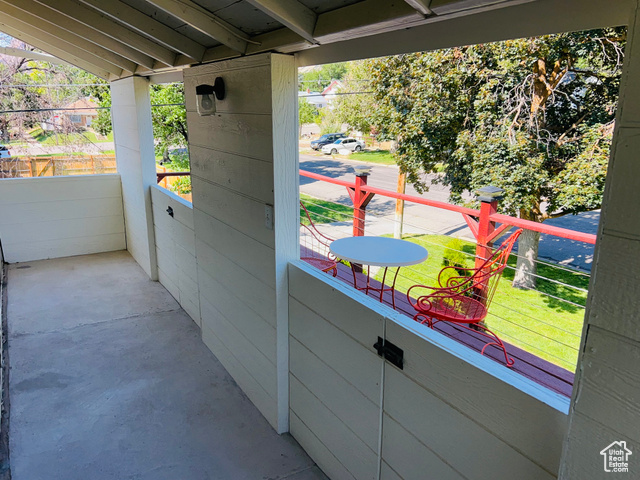 Photo 21 for MLS #2098567 at 2537 S Taylor Ave