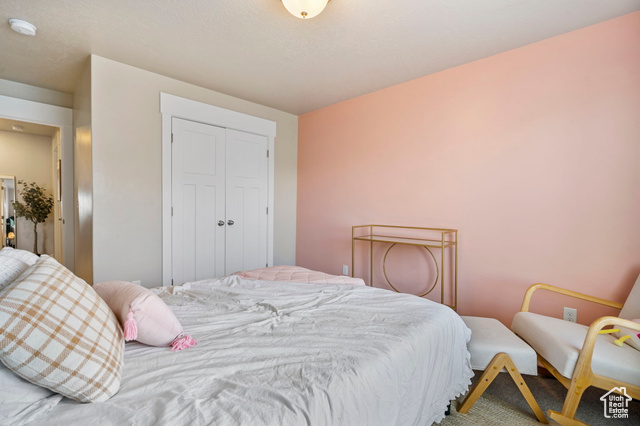 Photo 21 for MLS #2098591 at 3323 E Gibraltar Ave