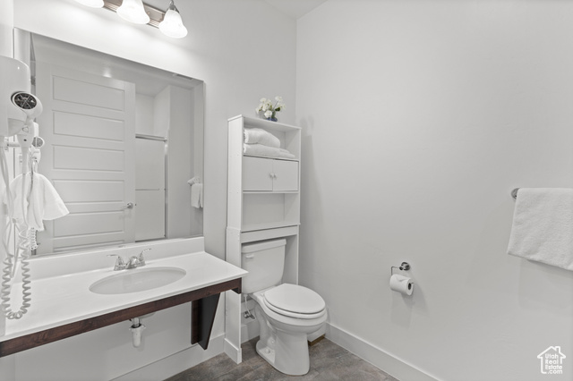 Photo 6 for MLS #2098595 at 5160 W Villas North Dr #6-102