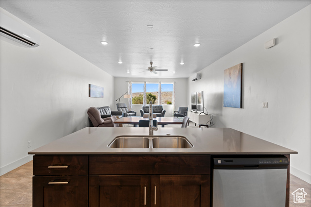 Photo 13 for MLS #2098595 at 5160 W Villas North Dr #6-102