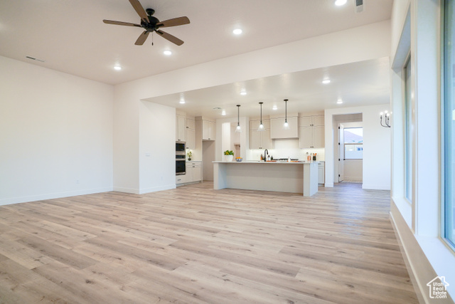 Photo 4 for MLS #2098609 at 525 N 3380 West #16