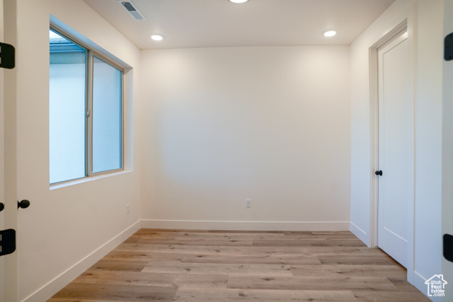 Photo 14 for MLS #2098609 at 525 N 3380 West #16