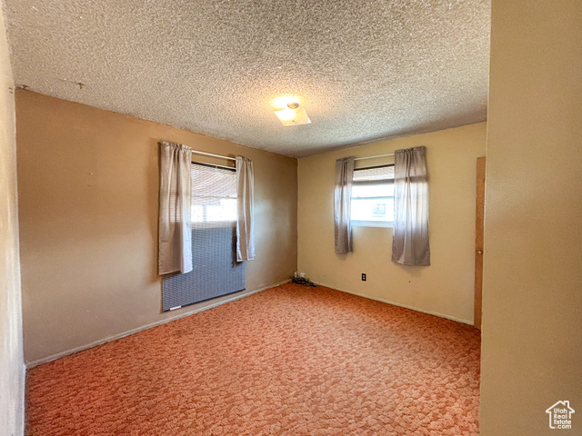 Photo 18 for MLS #2098614 at 215 N Center St