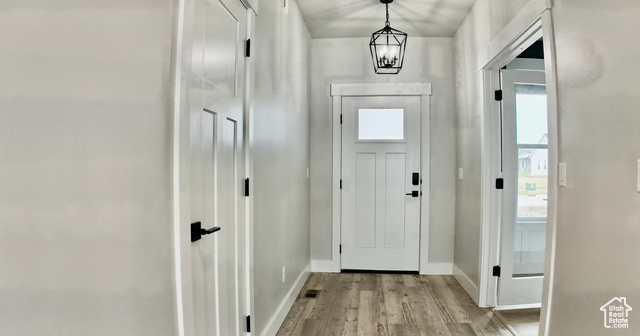 Photo 5 for MLS #2098627 at 340 E 300 North