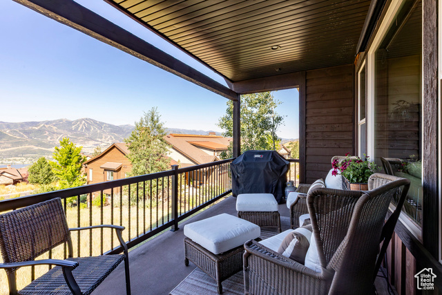 Photo 32 for MLS #2098666 at 1658 E Viewside Cir