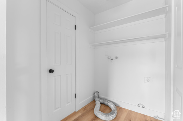 Photo 11 for MLS #2098677 at 4176 S Oak Meadows Dr #10